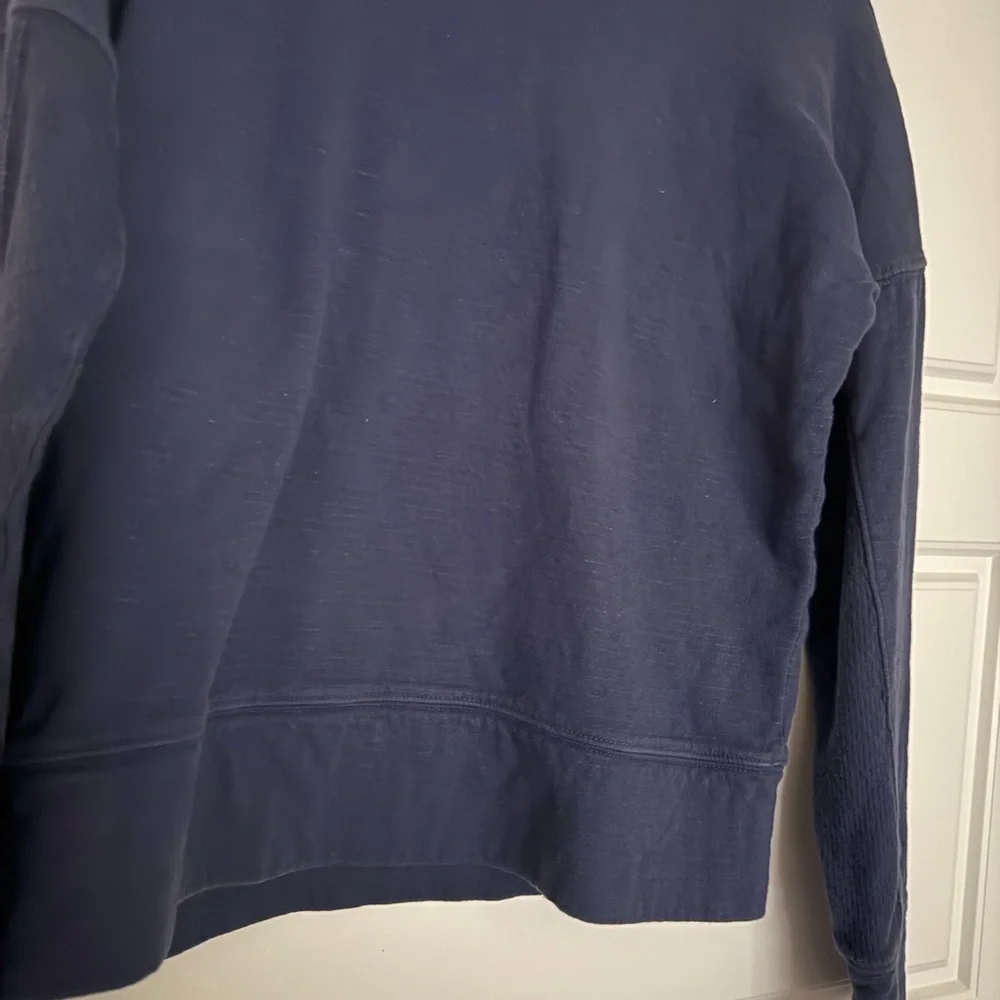 Athleta Girl size L/12 long sleeve sweatshirt. Find your Kindness - Picture 5 of 7